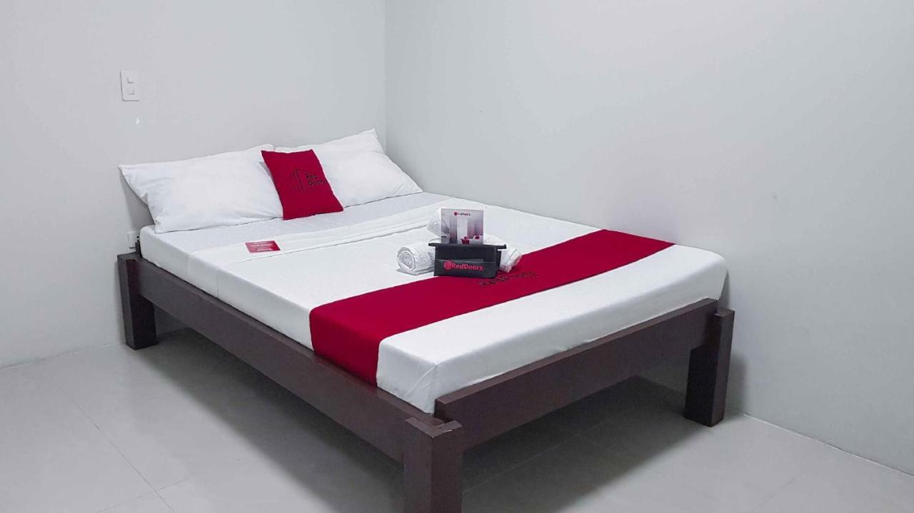 Reddoorz @ Vp Inting Street Hotel Tagbilaran City Exterior photo